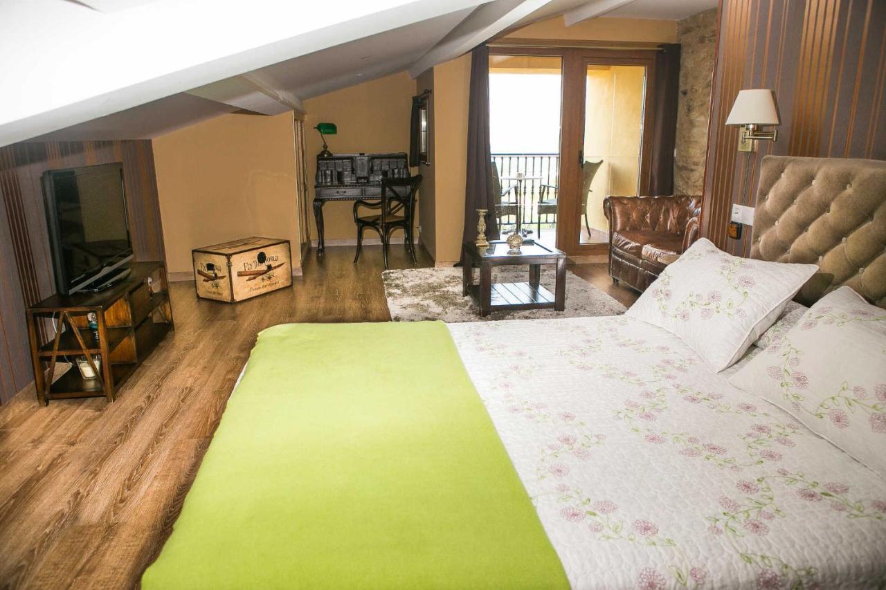 As Seis Chemineas Villa San Julian De Sales Екстериор снимка