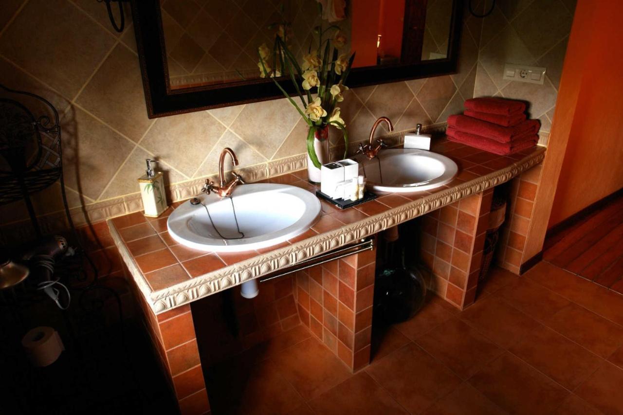 As Seis Chemineas Villa San Julian De Sales Екстериор снимка